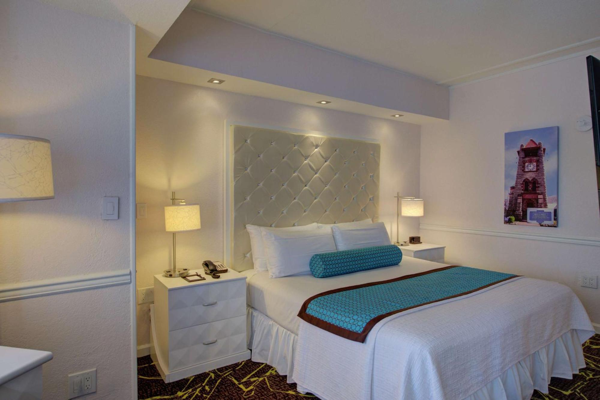 เดอะโรสลิน, ทาเพสทรี คอลเล็กชั่น บาย ฮิลตัน Hotel Roslyn ภายนอก รูปภาพ